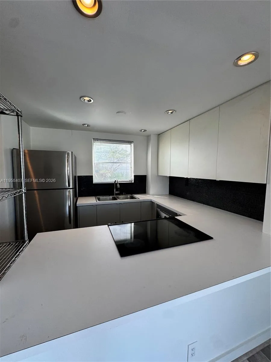 3301 Ne 5th Ave 303, Miami, Florida 33137, Miami, Florida 33137, 1 Bedroom Bedrooms, ,1 BathroomBathrooms,Residential Lease,For Rent,3301 Ne 5th Ave 303, Miami, Florida 33137,A11958407