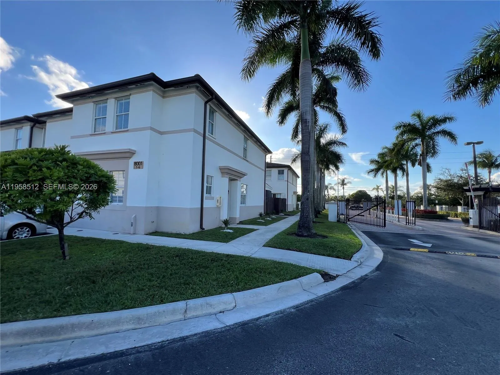 8001 W 36th Ave 1, Hialeah, Florida 33018, Hialeah, Florida 33018, 4 Bedrooms Bedrooms, ,5 BathroomsBathrooms,Residential,For Sale,8001 W 36th Ave 1, Hialeah, Florida 33018,A11958512