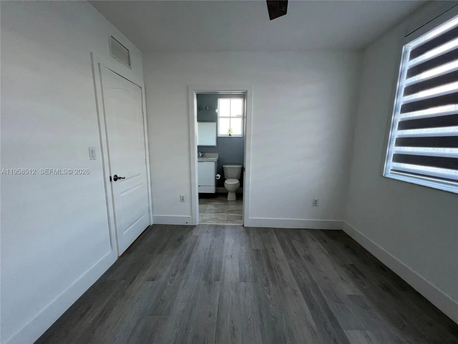 8001 W 36th Ave 1, Hialeah, Florida 33018, Hialeah, Florida 33018, 4 Bedrooms Bedrooms, ,5 BathroomsBathrooms,Residential,For Sale,8001 W 36th Ave 1, Hialeah, Florida 33018,A11958512