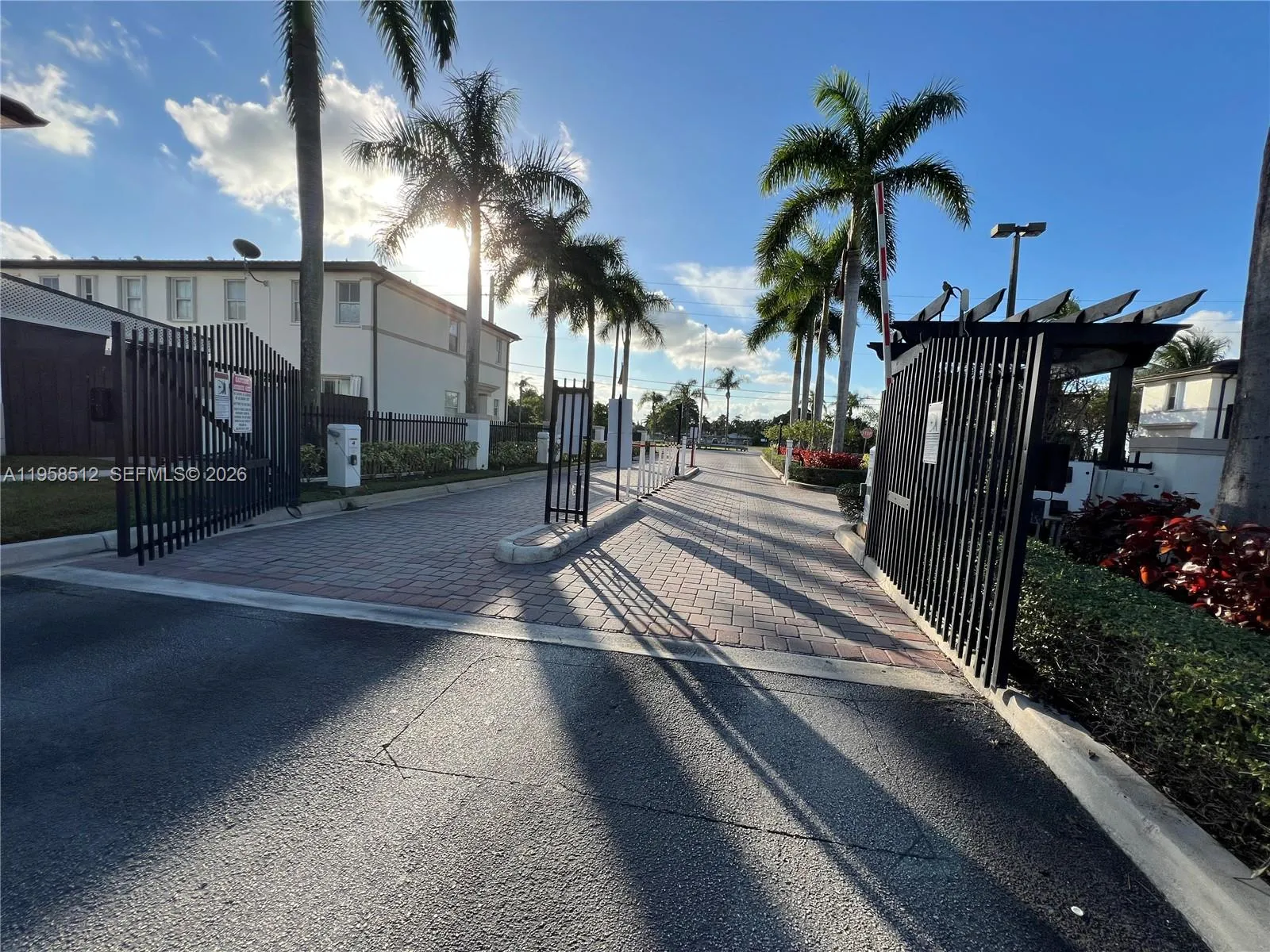 8001 W 36th Ave 1, Hialeah, Florida 33018, Hialeah, Florida 33018, 4 Bedrooms Bedrooms, ,5 BathroomsBathrooms,Residential,For Sale,8001 W 36th Ave 1, Hialeah, Florida 33018,A11958512