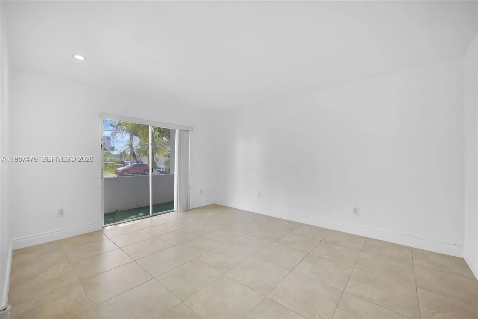 7483 Sw 82nd St A101, Miami, Florida 33143, Miami, Florida 33143, 3 Bedrooms Bedrooms, ,2 BathroomsBathrooms,Residential,For Sale,7483 Sw 82nd St A101, Miami, Florida 33143,A11957479