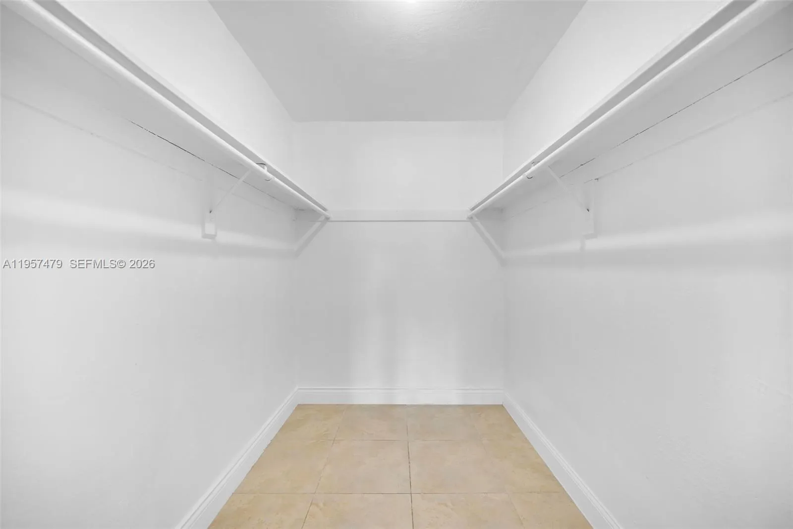 7483 Sw 82nd St A101, Miami, Florida 33143, Miami, Florida 33143, 3 Bedrooms Bedrooms, ,2 BathroomsBathrooms,Residential,For Sale,7483 Sw 82nd St A101, Miami, Florida 33143,A11957479