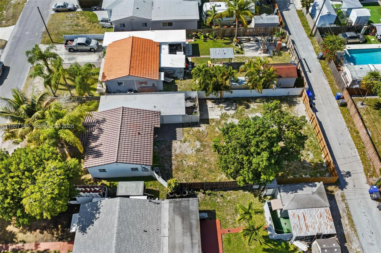 2331 Coolidge St, Hollywood, Florida 33020, Hollywood, Florida 33020, 3 Bedrooms Bedrooms, ,2 BathroomsBathrooms,Residential,For Sale,2331 Coolidge St, Hollywood, Florida 33020,A11957195