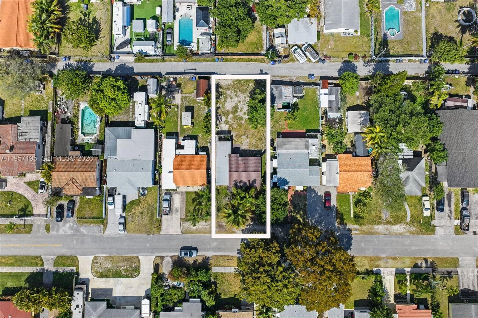2331 Coolidge St, Hollywood, Florida 33020, Hollywood, Florida 33020, 3 Bedrooms Bedrooms, ,2 BathroomsBathrooms,Residential,For Sale,2331 Coolidge St, Hollywood, Florida 33020,A11957195