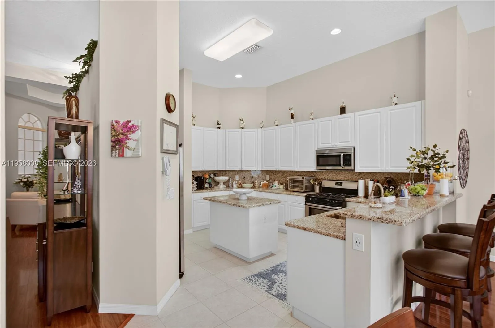 6353 Sw 191st Ave, Pembroke Pines, Florida 33332, Pembroke Pines, Florida 33332, 5 Bedrooms Bedrooms, ,3 BathroomsBathrooms,Residential,For Sale,6353 Sw 191st Ave, Pembroke Pines, Florida 33332,A11958008