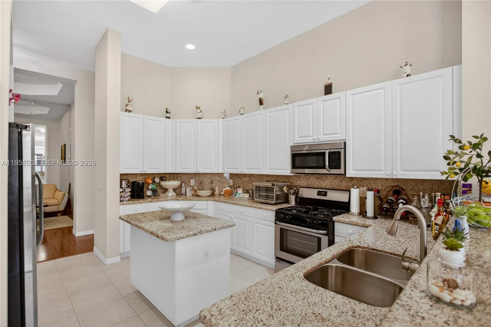 6353 Sw 191st Ave, Pembroke Pines, Florida 33332, Pembroke Pines, Florida 33332, 5 Bedrooms Bedrooms, ,3 BathroomsBathrooms,Residential,For Sale,6353 Sw 191st Ave, Pembroke Pines, Florida 33332,A11958008