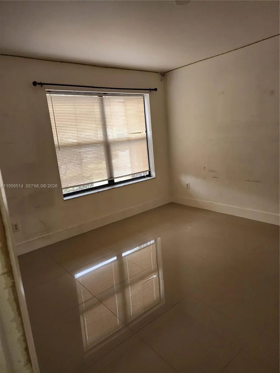 4321 W Mcnab Rd 10, Pompano Beach, Florida 33069, Pompano Beach, Florida 33069, 1 Bedroom Bedrooms, ,1 BathroomBathrooms,Residential Lease,For Rent,4321 W Mcnab Rd 10, Pompano Beach, Florida 33069,A11958514