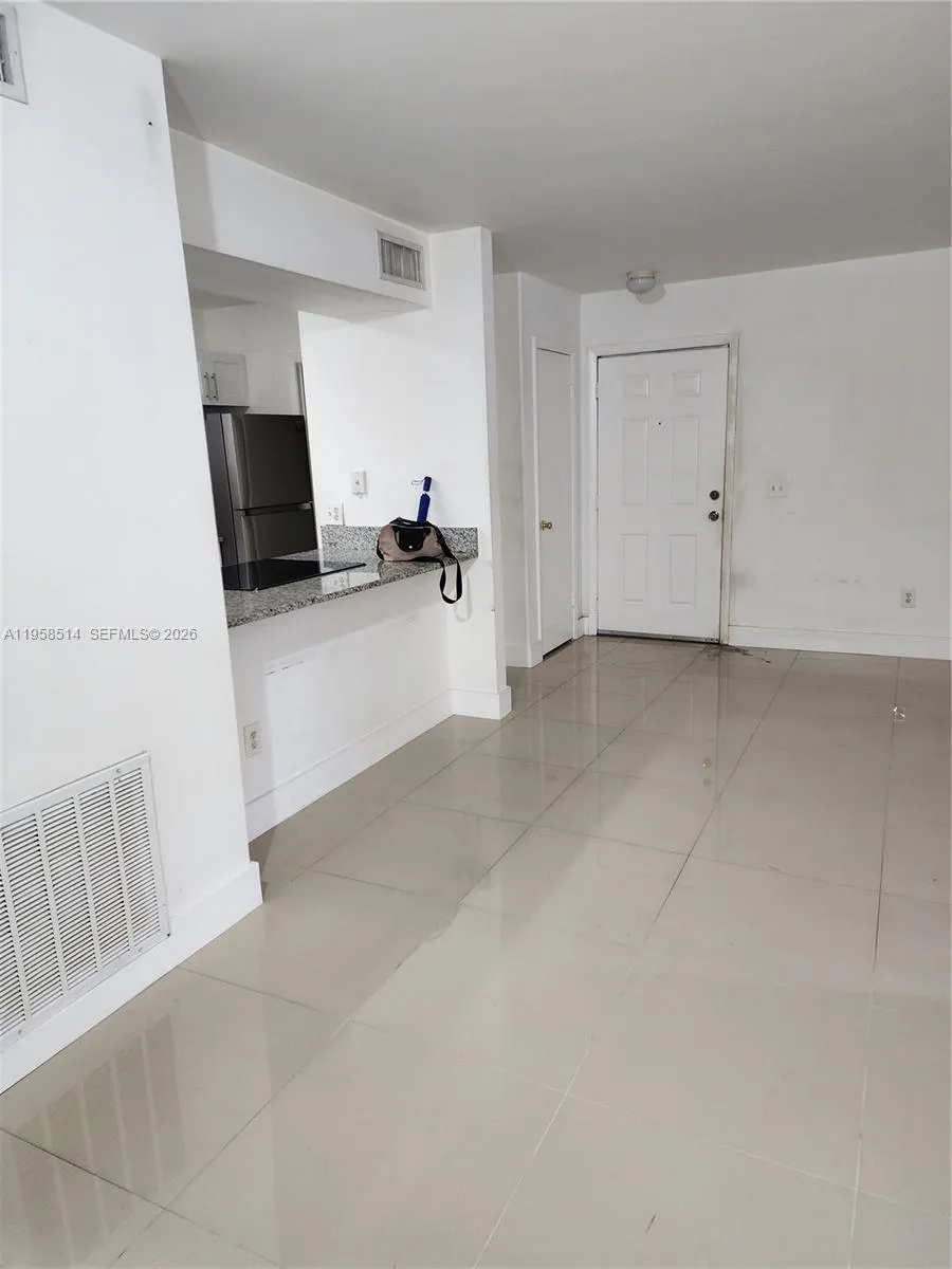 4321 W Mcnab Rd 10, Pompano Beach, Florida 33069, Pompano Beach, Florida 33069, 1 Bedroom Bedrooms, ,1 BathroomBathrooms,Residential Lease,For Rent,4321 W Mcnab Rd 10, Pompano Beach, Florida 33069,A11958514