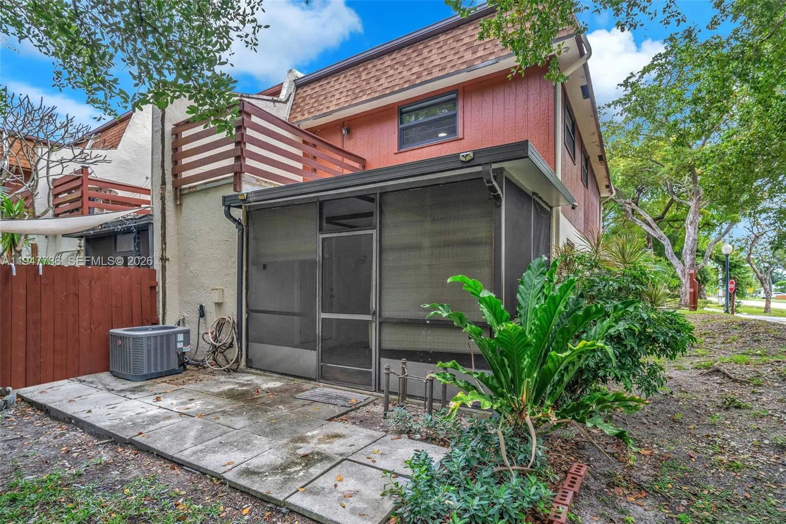 Hollywood, Florida 33020, Hollywood, Florida 33020, 2 Bedrooms Bedrooms, ,1 BathroomBathrooms,Residential,For Sale, Hollywood, Florida 33020,A11947786