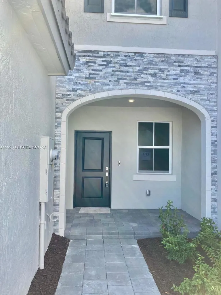 1070 Se 26th Ter, Homestead, Florida 33035, Homestead, Florida 33035, 3 Bedrooms Bedrooms, ,2 BathroomsBathrooms,Residential,For Sale,1070 Se 26th Ter, Homestead, Florida 33035,A11958447