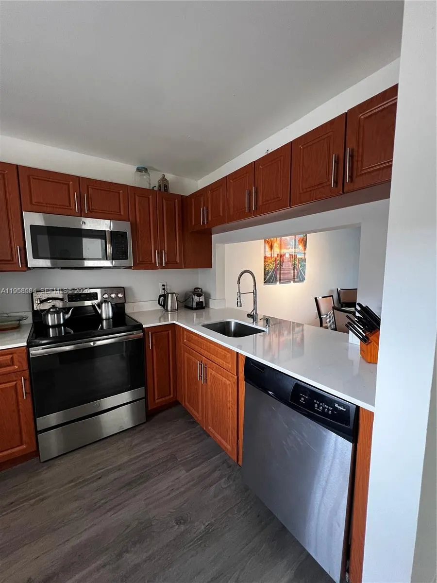 158 Nw 92nd Ave 102, Pembroke Pines, Florida 33024, Pembroke Pines, Florida 33024, 2 Bedrooms Bedrooms, ,2 BathroomsBathrooms,Residential Lease,For Rent,158 Nw 92nd Ave 102, Pembroke Pines, Florida 33024,A11958584