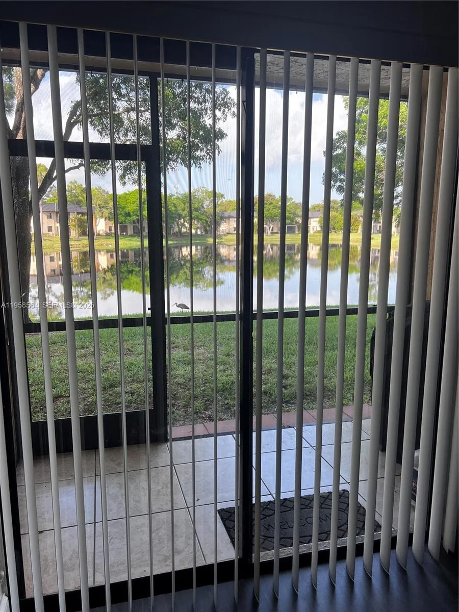 158 Nw 92nd Ave 102, Pembroke Pines, Florida 33024, Pembroke Pines, Florida 33024, 2 Bedrooms Bedrooms, ,2 BathroomsBathrooms,Residential Lease,For Rent,158 Nw 92nd Ave 102, Pembroke Pines, Florida 33024,A11958584