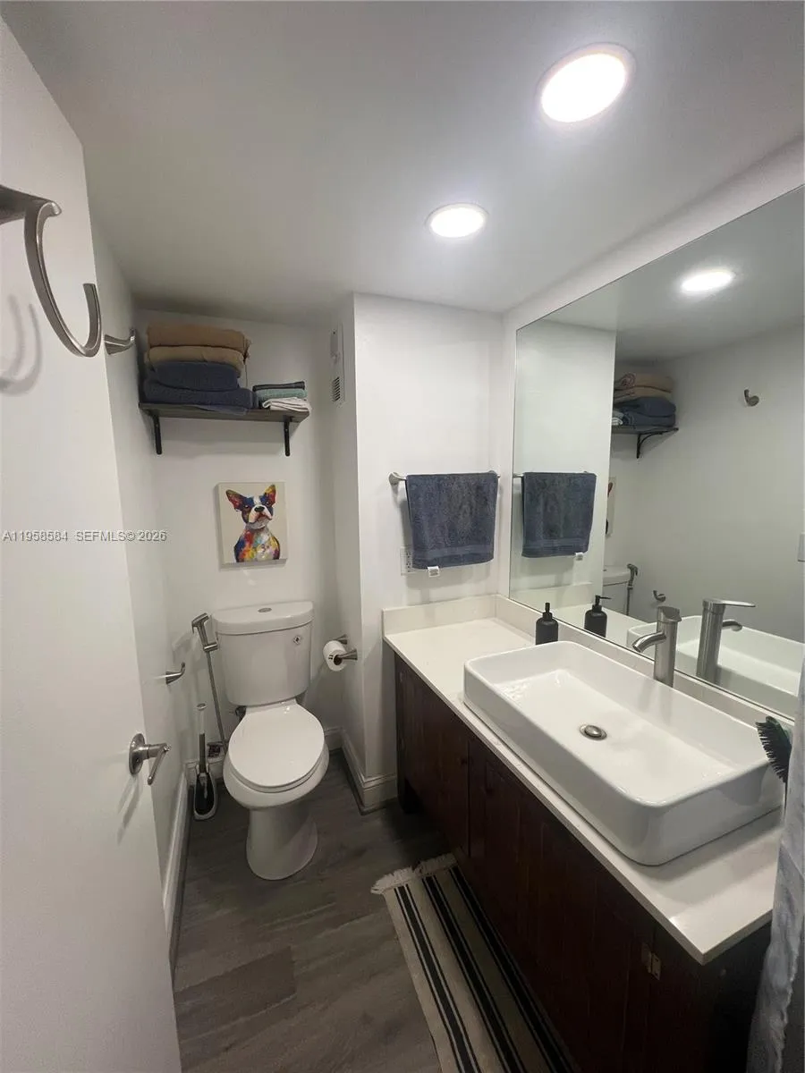 158 Nw 92nd Ave 102, Pembroke Pines, Florida 33024, Pembroke Pines, Florida 33024, 2 Bedrooms Bedrooms, ,2 BathroomsBathrooms,Residential Lease,For Rent,158 Nw 92nd Ave 102, Pembroke Pines, Florida 33024,A11958584