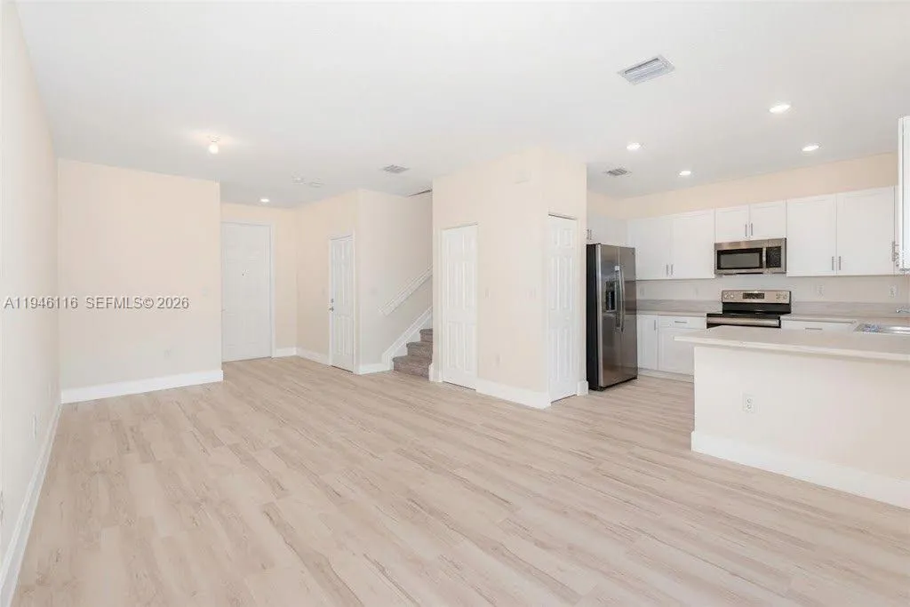 3326 W 112th St, Hialeah, Florida 33018, Hialeah, Florida 33018, 3 Bedrooms Bedrooms, ,2 BathroomsBathrooms,Residential,For Sale,3326 W 112th St, Hialeah, Florida 33018,A11946116
