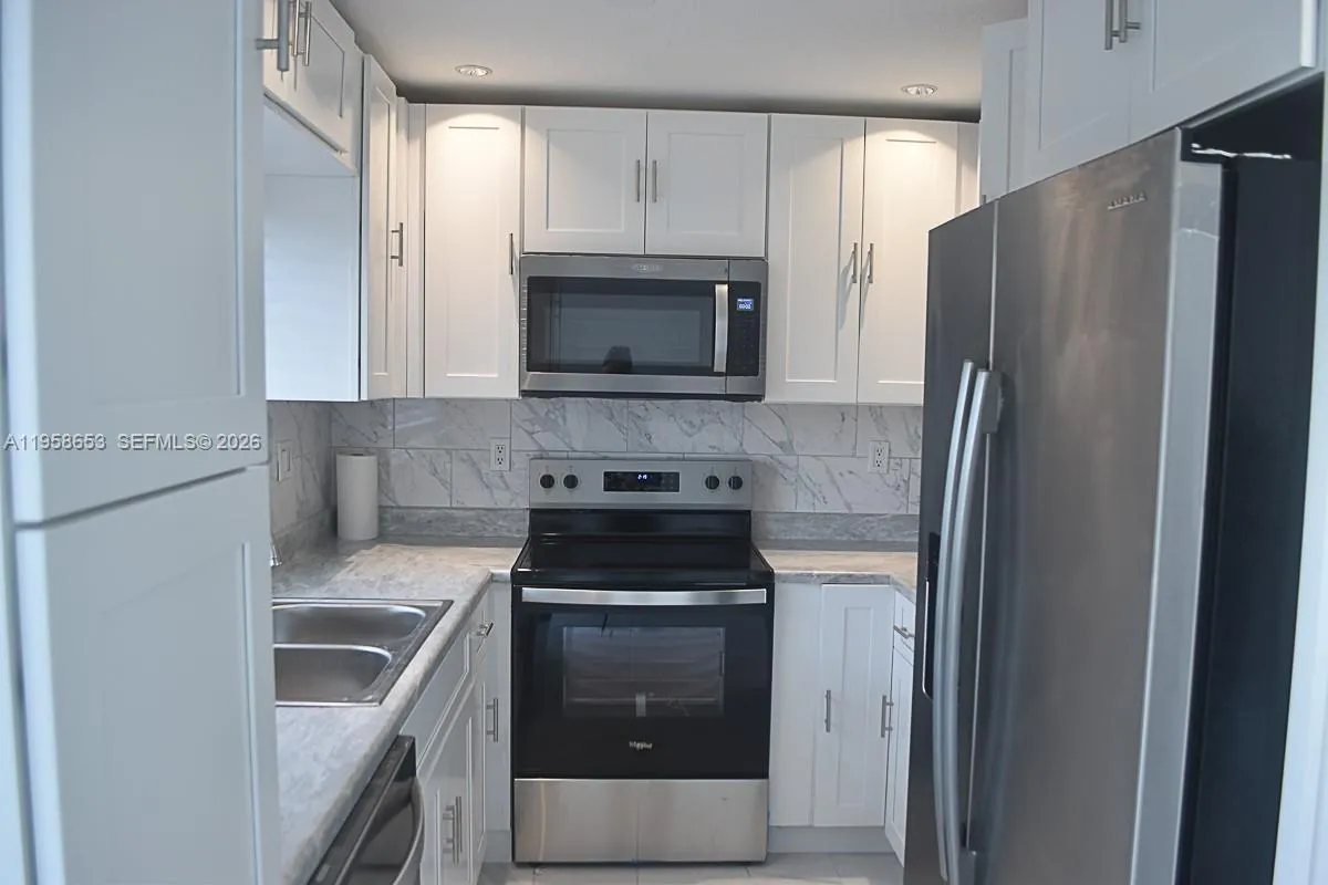 9763 Nw 37th St, Sunrise, Florida 33351, Sunrise, Florida 33351, 4 Bedrooms Bedrooms, ,3 BathroomsBathrooms,Residential,For Sale,9763 Nw 37th St, Sunrise, Florida 33351,A11958653