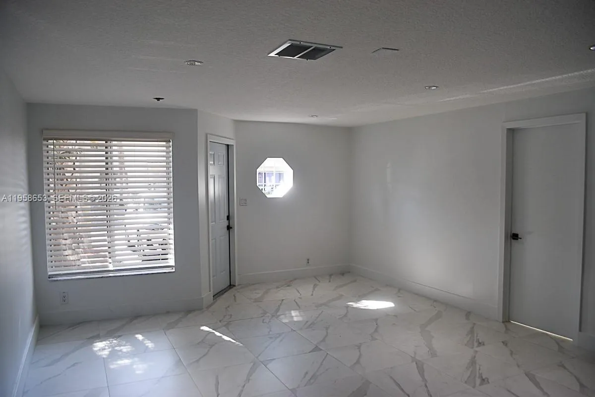 9763 Nw 37th St, Sunrise, Florida 33351, Sunrise, Florida 33351, 4 Bedrooms Bedrooms, ,3 BathroomsBathrooms,Residential,For Sale,9763 Nw 37th St, Sunrise, Florida 33351,A11958653