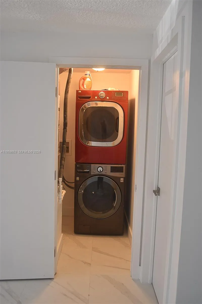 9763 Nw 37th St, Sunrise, Florida 33351, Sunrise, Florida 33351, 4 Bedrooms Bedrooms, ,3 BathroomsBathrooms,Residential,For Sale,9763 Nw 37th St, Sunrise, Florida 33351,A11958653