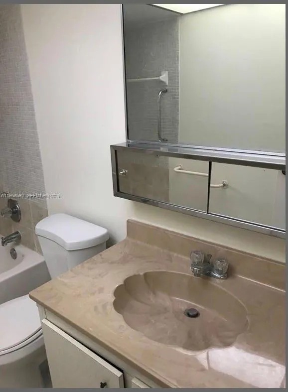 1800 Sw 81st Ave 1309, North Lauderdale, Florida 3, North Lauderdale, Florida 33068, 2 Bedrooms Bedrooms, ,2 BathroomsBathrooms,Residential,For Sale,1800 Sw 81st Ave 1309, North Lauderdale, Florida 3,A11958692