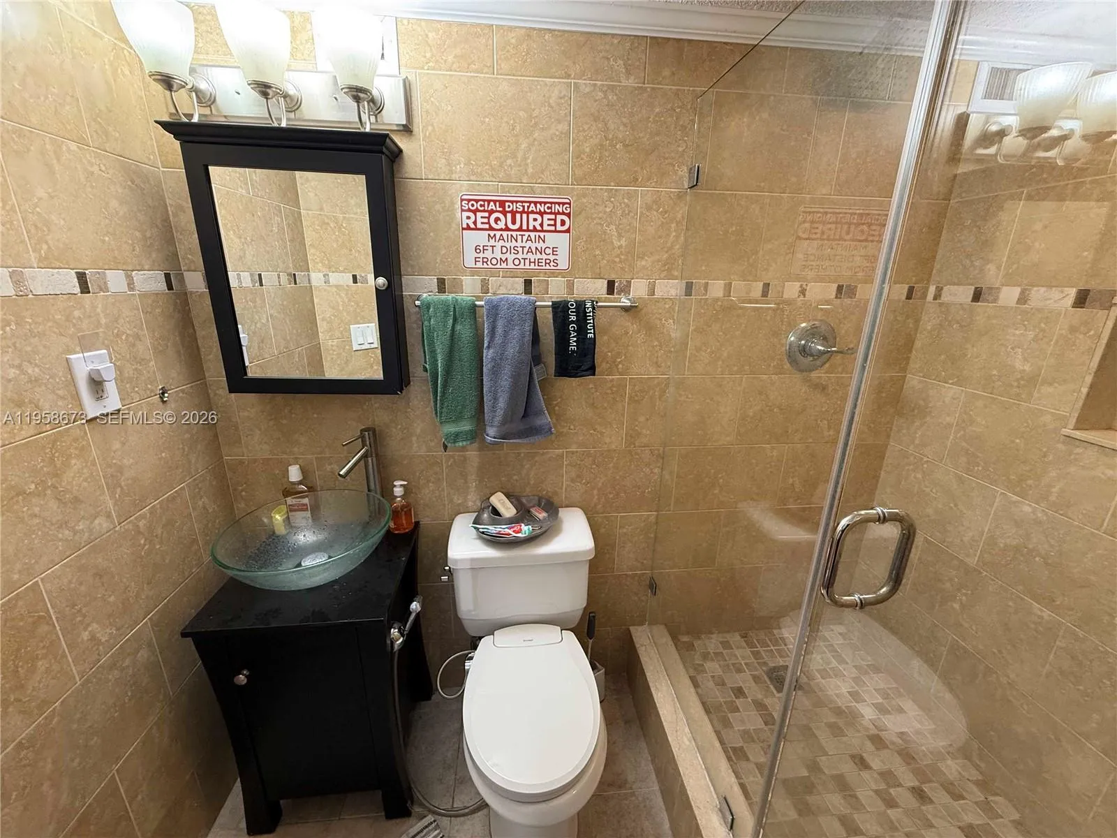 999 Brickell Bay Dr 2002, Miami, Florida 33131, Miami, Florida 33131, 1 Bedroom Bedrooms, ,2 BathroomsBathrooms,Residential,For Sale,999 Brickell Bay Dr 2002, Miami, Florida 33131,A11958673