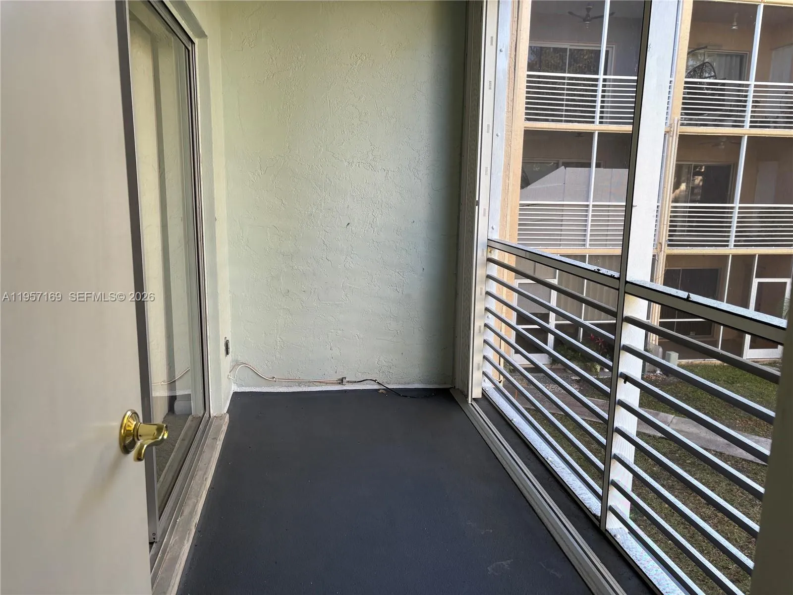 151 Berkley Rd 208, Hollywood, Florida 33024, Hollywood, Florida 33024, 1 Bedroom Bedrooms, ,1 BathroomBathrooms,Residential Lease,For Rent,151 Berkley Rd 208, Hollywood, Florida 33024,A11957169