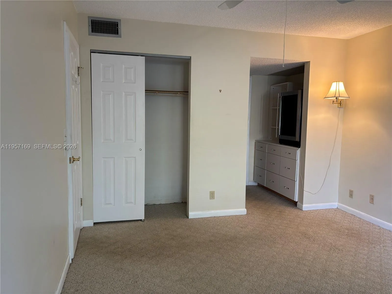 151 Berkley Rd 208, Hollywood, Florida 33024, Hollywood, Florida 33024, 1 Bedroom Bedrooms, ,1 BathroomBathrooms,Residential Lease,For Rent,151 Berkley Rd 208, Hollywood, Florida 33024,A11957169