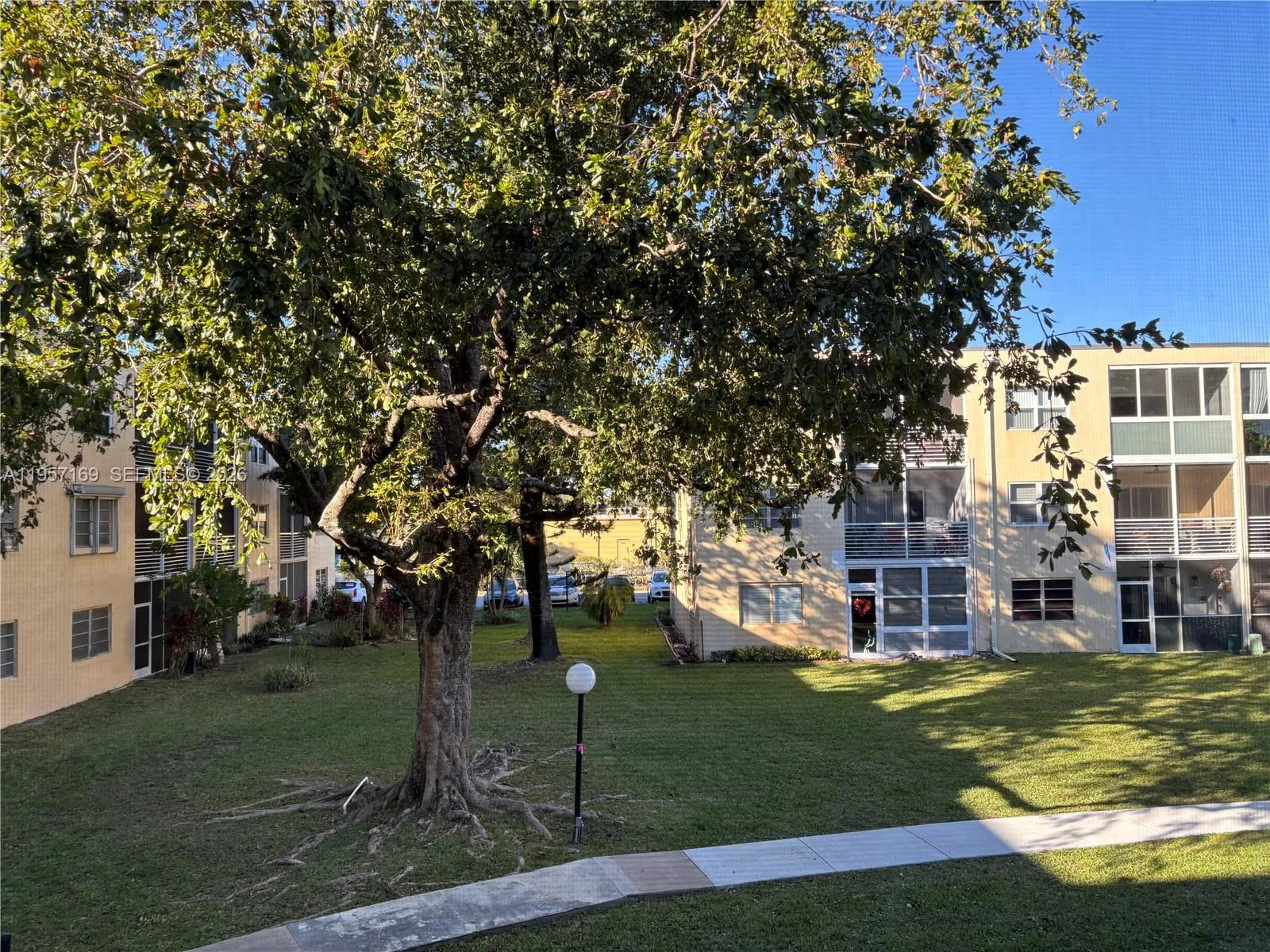 151 Berkley Rd 208, Hollywood, Florida 33024, Hollywood, Florida 33024, 1 Bedroom Bedrooms, ,1 BathroomBathrooms,Residential Lease,For Rent,151 Berkley Rd 208, Hollywood, Florida 33024,A11957169