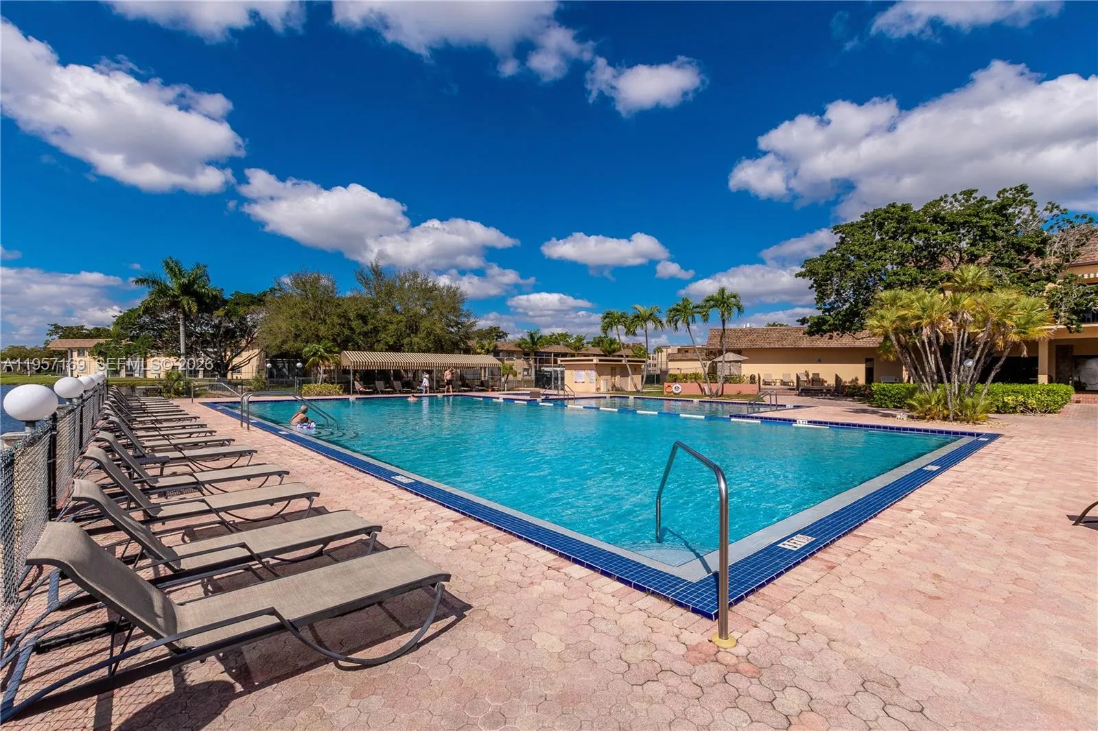 151 Berkley Rd 208, Hollywood, Florida 33024, Hollywood, Florida 33024, 1 Bedroom Bedrooms, ,1 BathroomBathrooms,Residential Lease,For Rent,151 Berkley Rd 208, Hollywood, Florida 33024,A11957169