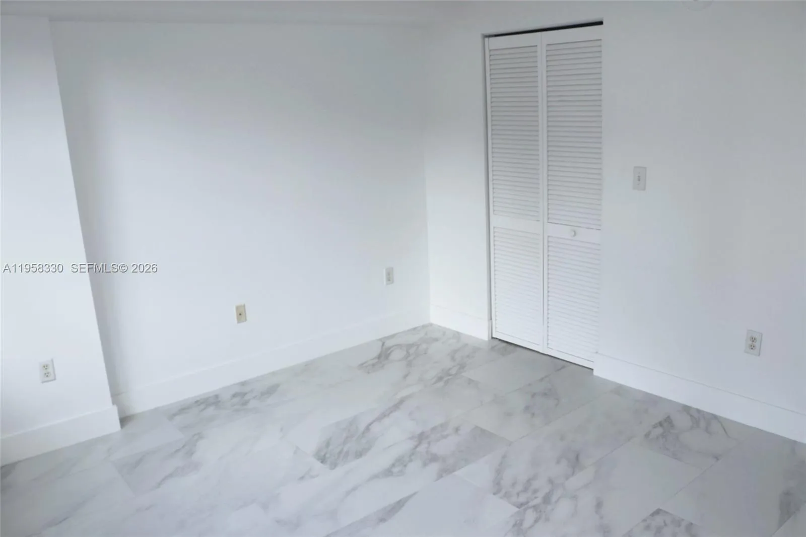 31 Se 5th St 507, Miami, Florida 33131, Miami, Florida 33131, 1 Bedroom Bedrooms, ,1 BathroomBathrooms,Residential Lease,For Rent,31 Se 5th St 507, Miami, Florida 33131,A11958330