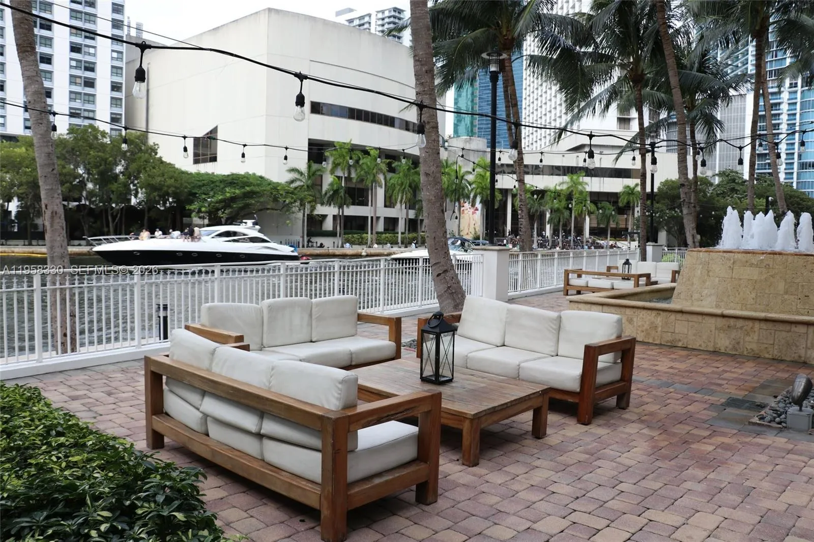 31 Se 5th St 507, Miami, Florida 33131, Miami, Florida 33131, 1 Bedroom Bedrooms, ,1 BathroomBathrooms,Residential Lease,For Rent,31 Se 5th St 507, Miami, Florida 33131,A11958330