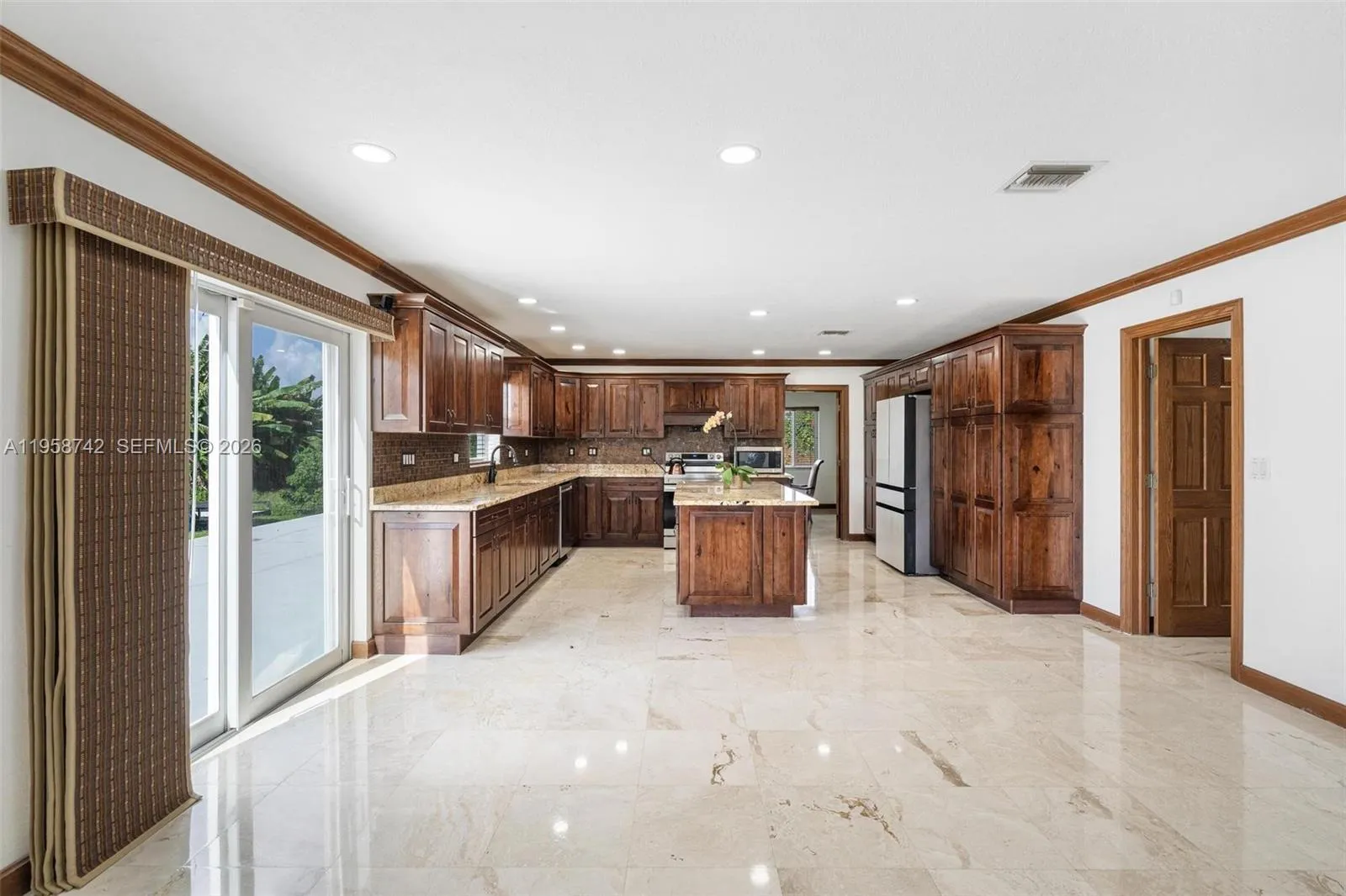 20520 Sw 190th St, Miami, Florida 33187, Miami, Florida 33187, 4 Bedrooms Bedrooms, ,3 BathroomsBathrooms,Residential,For Sale,20520 Sw 190th St, Miami, Florida 33187,A11958742