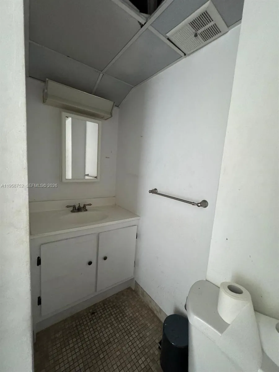 7801 Ne 4th Ct 516, Miami, Florida 33138, Miami, Florida 33138, 2 Bedrooms Bedrooms, ,1 BathroomBathrooms,Residential,For Sale,7801 Ne 4th Ct 516, Miami, Florida 33138,A11958752