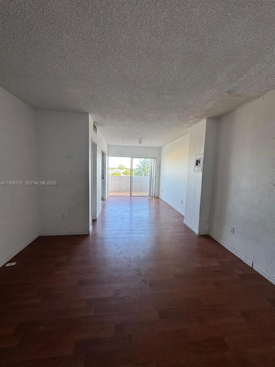 7801 Ne 4th Ct 516, Miami, Florida 33138, Miami, Florida 33138, 2 Bedrooms Bedrooms, ,1 BathroomBathrooms,Residential,For Sale,7801 Ne 4th Ct 516, Miami, Florida 33138,A11958752