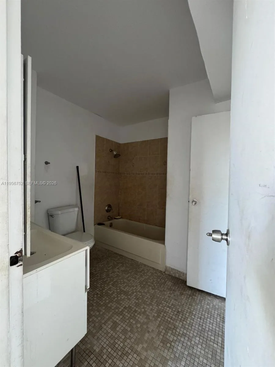 7801 Ne 4th Ct 516, Miami, Florida 33138, Miami, Florida 33138, 2 Bedrooms Bedrooms, ,1 BathroomBathrooms,Residential,For Sale,7801 Ne 4th Ct 516, Miami, Florida 33138,A11958752