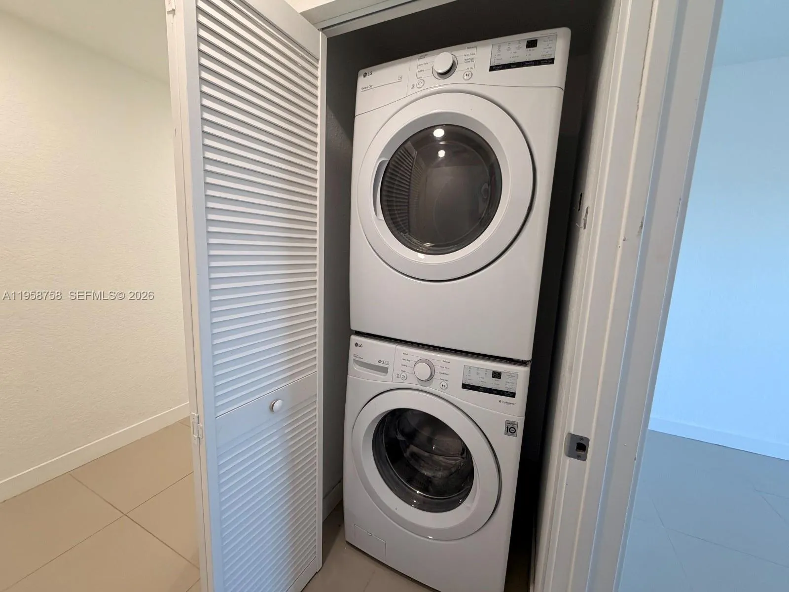 25823 Sw 145th Ave, Homestead, Florida 33032, Homestead, Florida 33032, 4 Bedrooms Bedrooms, ,3 BathroomsBathrooms,Residential,For Sale,25823 Sw 145th Ave, Homestead, Florida 33032,A11958758