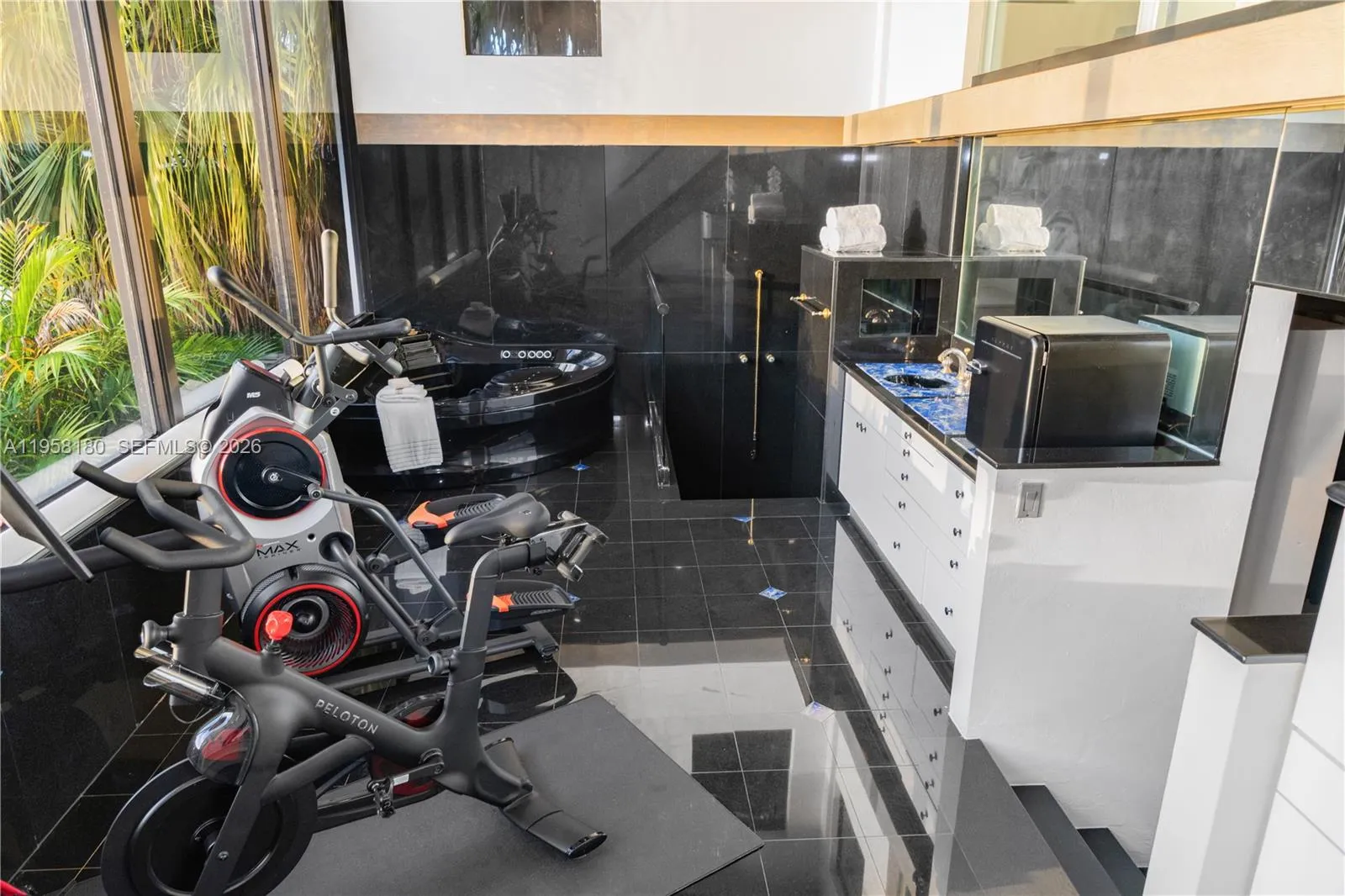 13724 Sw 92nd Ct, Miami, Florida 33176, Miami, Florida 33176, 6 Bedrooms Bedrooms, ,4 BathroomsBathrooms,Residential,For Sale,13724 Sw 92nd Ct, Miami, Florida 33176,A11958180