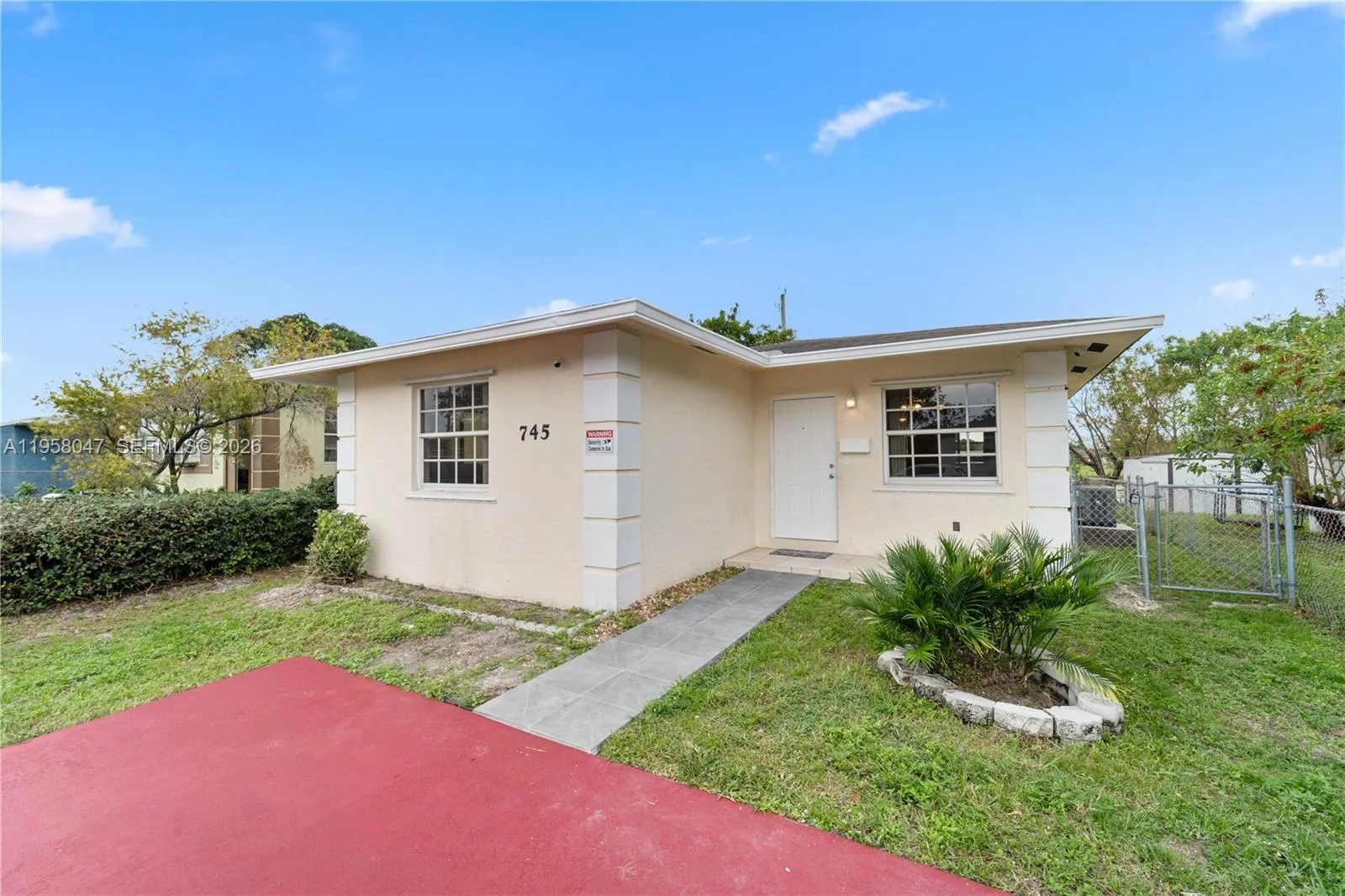745 Nw 3rd Ct, Hallandale Beach, Florida 33009, Hallandale Beach, Florida 33009, 3 Bedrooms Bedrooms, ,2 BathroomsBathrooms,Residential Lease,For Rent,745 Nw 3rd Ct, Hallandale Beach, Florida 33009,A11958047