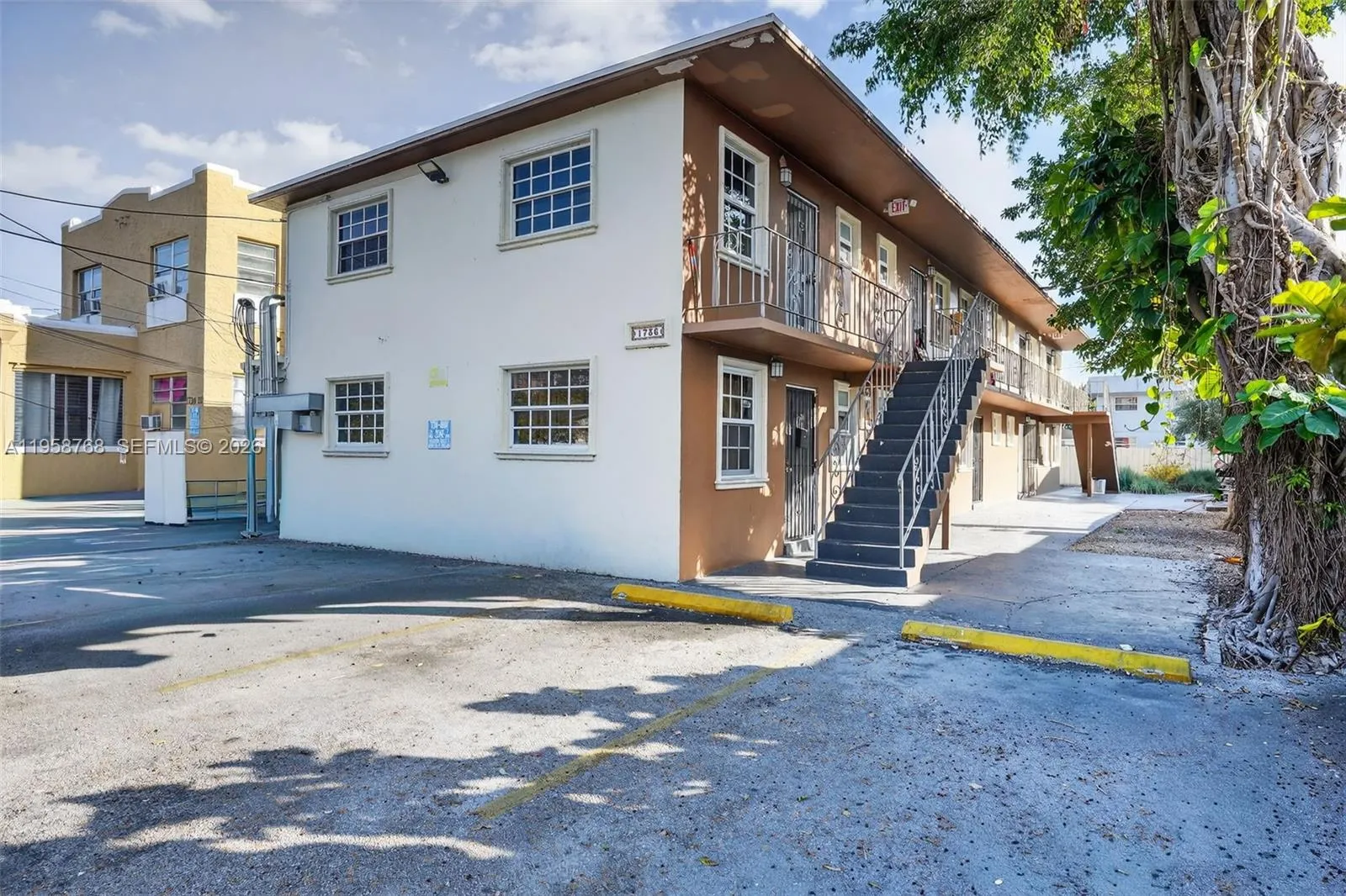 1736 Nw 19th St, Miami, Florida 33125, Miami, Florida 33125, ,Residential Income,For Sale,1736 Nw 19th St, Miami, Florida 33125,A11958768