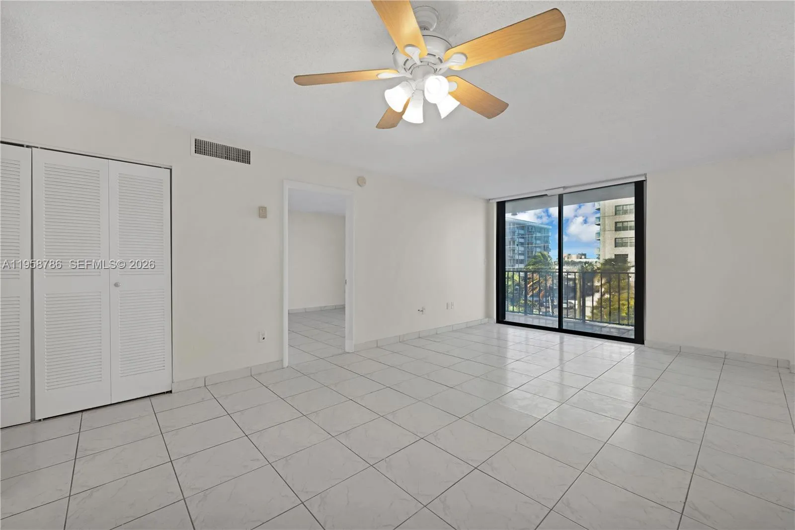 16751 Ne 9th Ave 410, North Miami Beach, Florida 3, North Miami Beach, Florida 33162, 1 Bedroom Bedrooms, ,1 BathroomBathrooms,Residential,For Sale,16751 Ne 9th Ave 410, North Miami Beach, Florida 3,A11958786