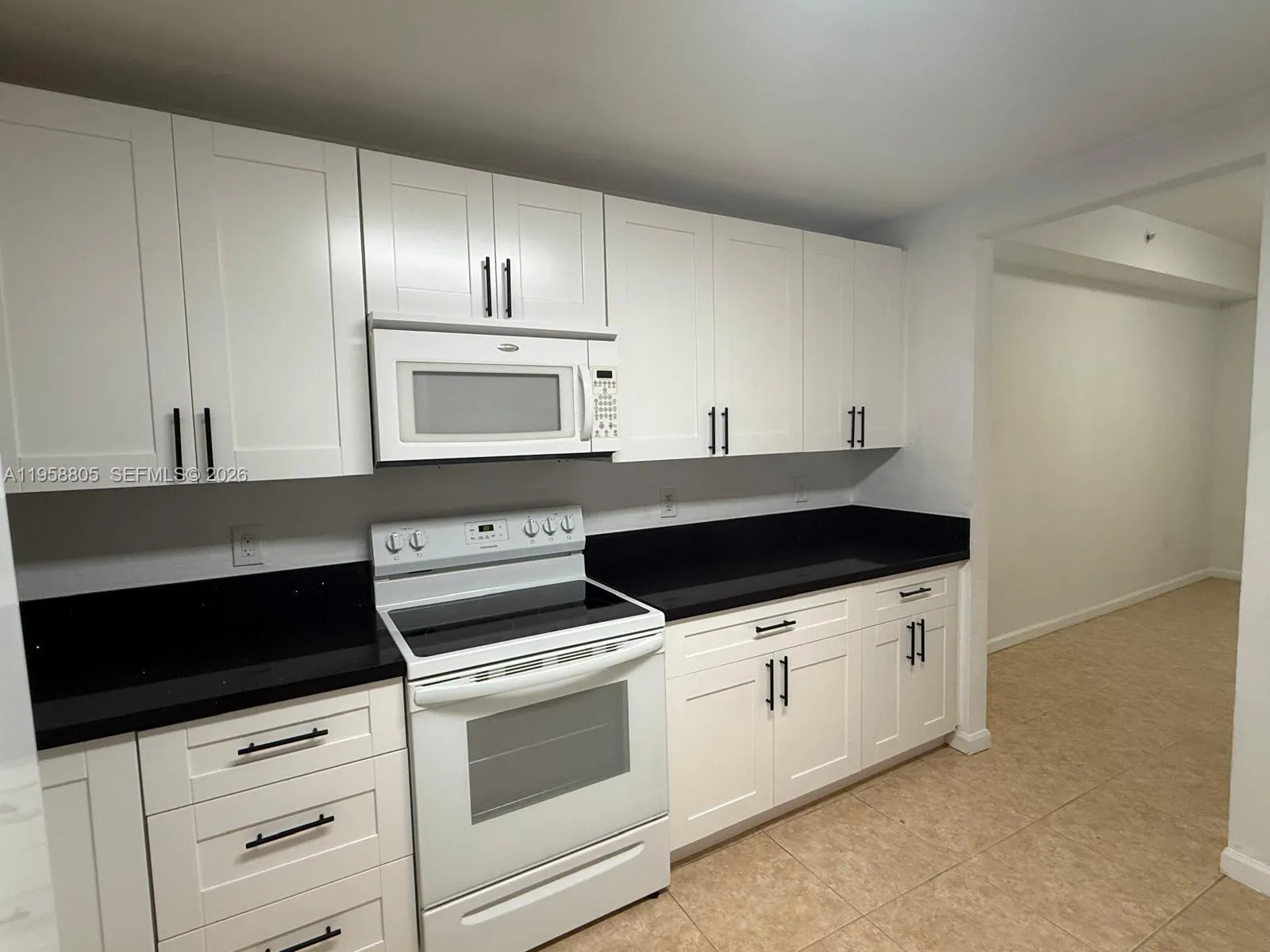 11603 Nw 89th St 215, Doral, Florida 33178, Doral, Florida 33178, 2 Bedrooms Bedrooms, ,2 BathroomsBathrooms,Residential Lease,For Rent,11603 Nw 89th St 215, Doral, Florida 33178,A11958805