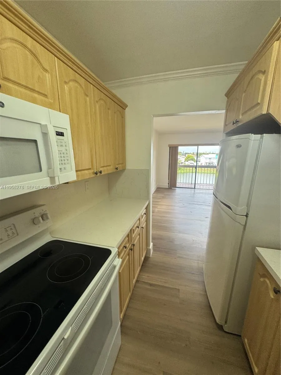 1101 Sw 122nd Ave 302, Miami, Florida 33184, Miami, Florida 33184, 2 Bedrooms Bedrooms, ,2 BathroomsBathrooms,Residential Lease,For Rent,1101 Sw 122nd Ave 302, Miami, Florida 33184,A11958278