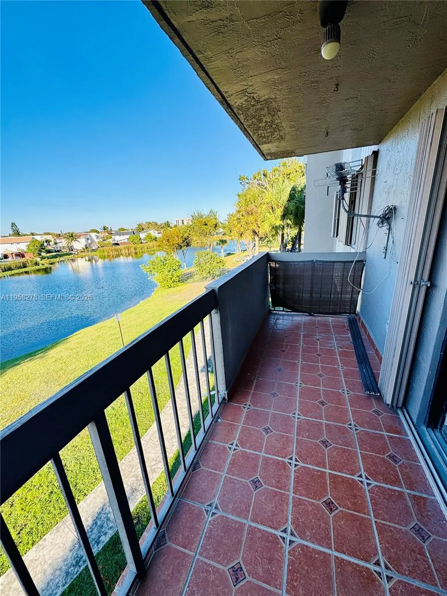 1101 Sw 122nd Ave 302, Miami, Florida 33184, Miami, Florida 33184, 2 Bedrooms Bedrooms, ,2 BathroomsBathrooms,Residential Lease,For Rent,1101 Sw 122nd Ave 302, Miami, Florida 33184,A11958278