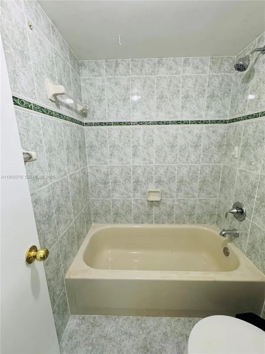 1101 Sw 122nd Ave 302, Miami, Florida 33184, Miami, Florida 33184, 2 Bedrooms Bedrooms, ,2 BathroomsBathrooms,Residential Lease,For Rent,1101 Sw 122nd Ave 302, Miami, Florida 33184,A11958278