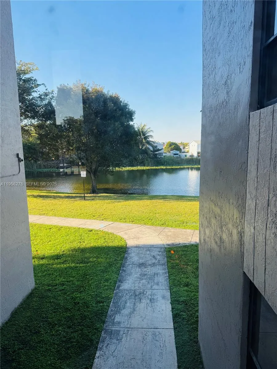 1101 Sw 122nd Ave 302, Miami, Florida 33184, Miami, Florida 33184, 2 Bedrooms Bedrooms, ,2 BathroomsBathrooms,Residential Lease,For Rent,1101 Sw 122nd Ave 302, Miami, Florida 33184,A11958278