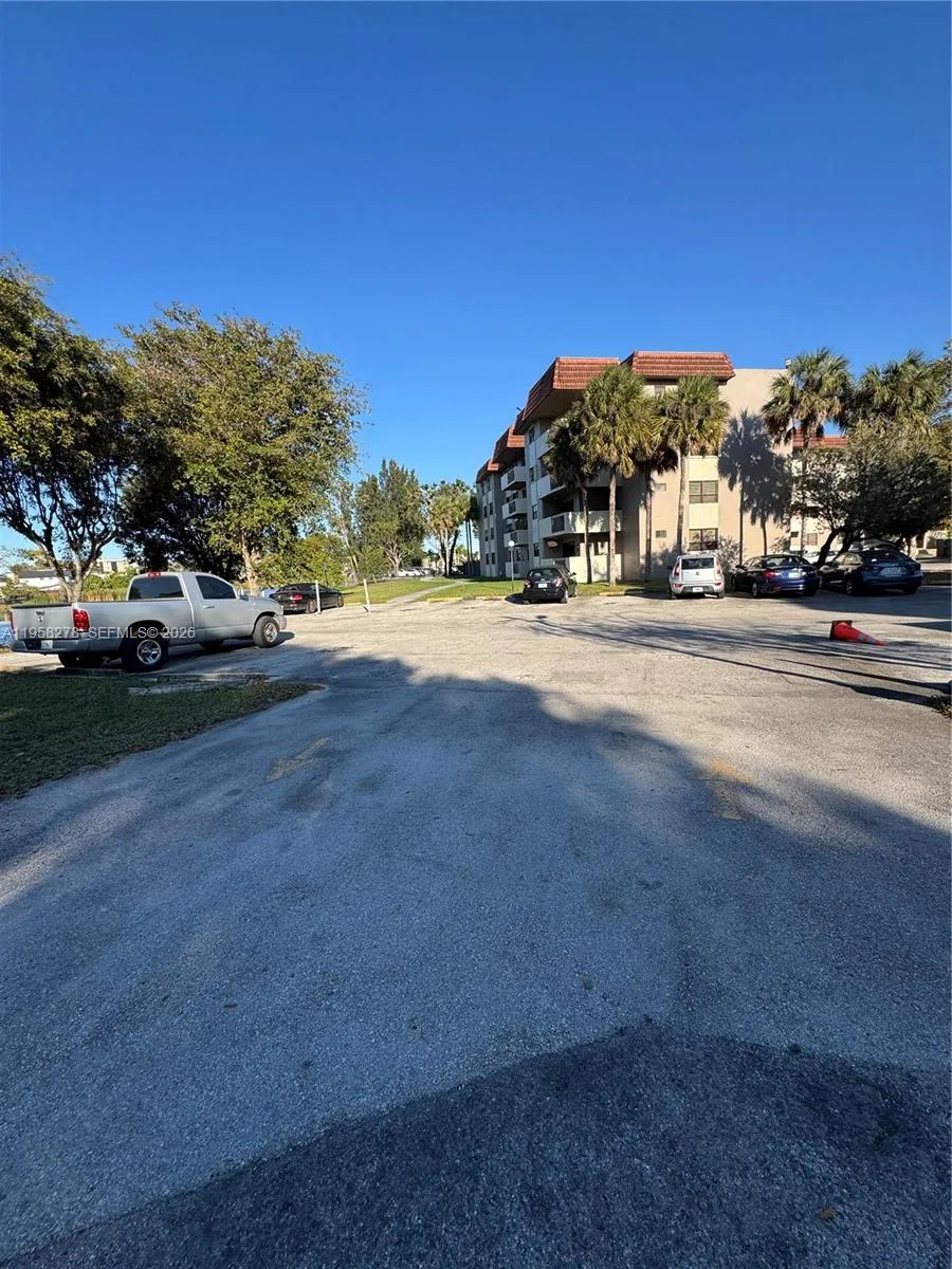 1101 Sw 122nd Ave 302, Miami, Florida 33184, Miami, Florida 33184, 2 Bedrooms Bedrooms, ,2 BathroomsBathrooms,Residential Lease,For Rent,1101 Sw 122nd Ave 302, Miami, Florida 33184,A11958278