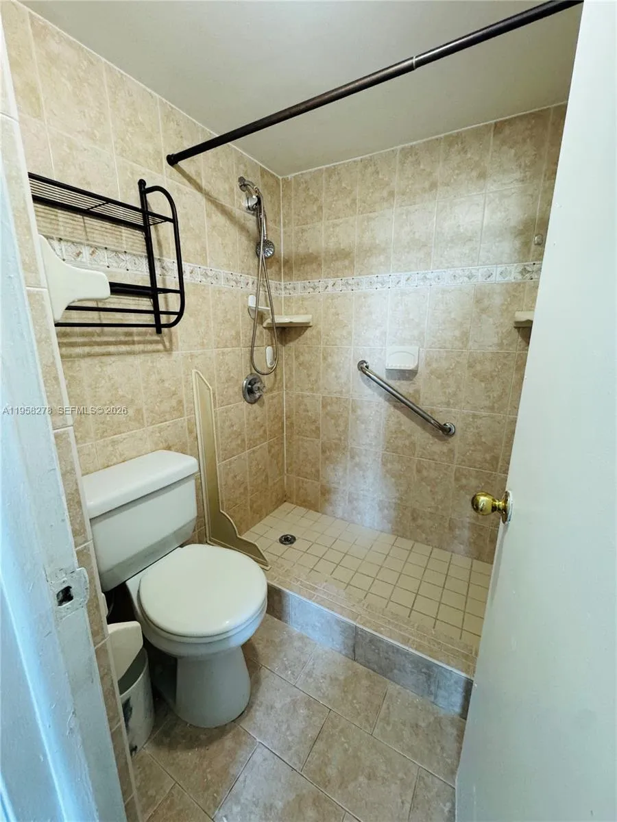 1101 Sw 122nd Ave 302, Miami, Florida 33184, Miami, Florida 33184, 2 Bedrooms Bedrooms, ,2 BathroomsBathrooms,Residential Lease,For Rent,1101 Sw 122nd Ave 302, Miami, Florida 33184,A11958278