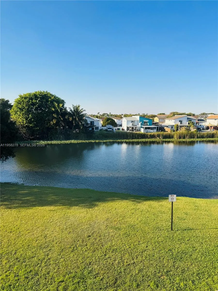 1101 Sw 122nd Ave 302, Miami, Florida 33184, Miami, Florida 33184, 2 Bedrooms Bedrooms, ,2 BathroomsBathrooms,Residential Lease,For Rent,1101 Sw 122nd Ave 302, Miami, Florida 33184,A11958278
