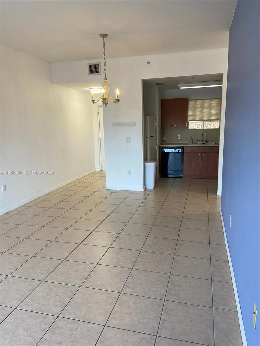 650 Palm Ave 4-a8, Hialeah, Florida 33010, Hialeah, Florida 33010, 1 Bedroom Bedrooms, ,1 BathroomBathrooms,Residential,For Sale,650 Palm Ave 4-a8, Hialeah, Florida 33010,A11958856
