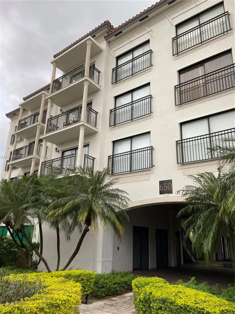 650 Palm Ave 4-a8, Hialeah, Florida 33010, Hialeah, Florida 33010, 1 Bedroom Bedrooms, ,1 BathroomBathrooms,Residential,For Sale,650 Palm Ave 4-a8, Hialeah, Florida 33010,A11958856
