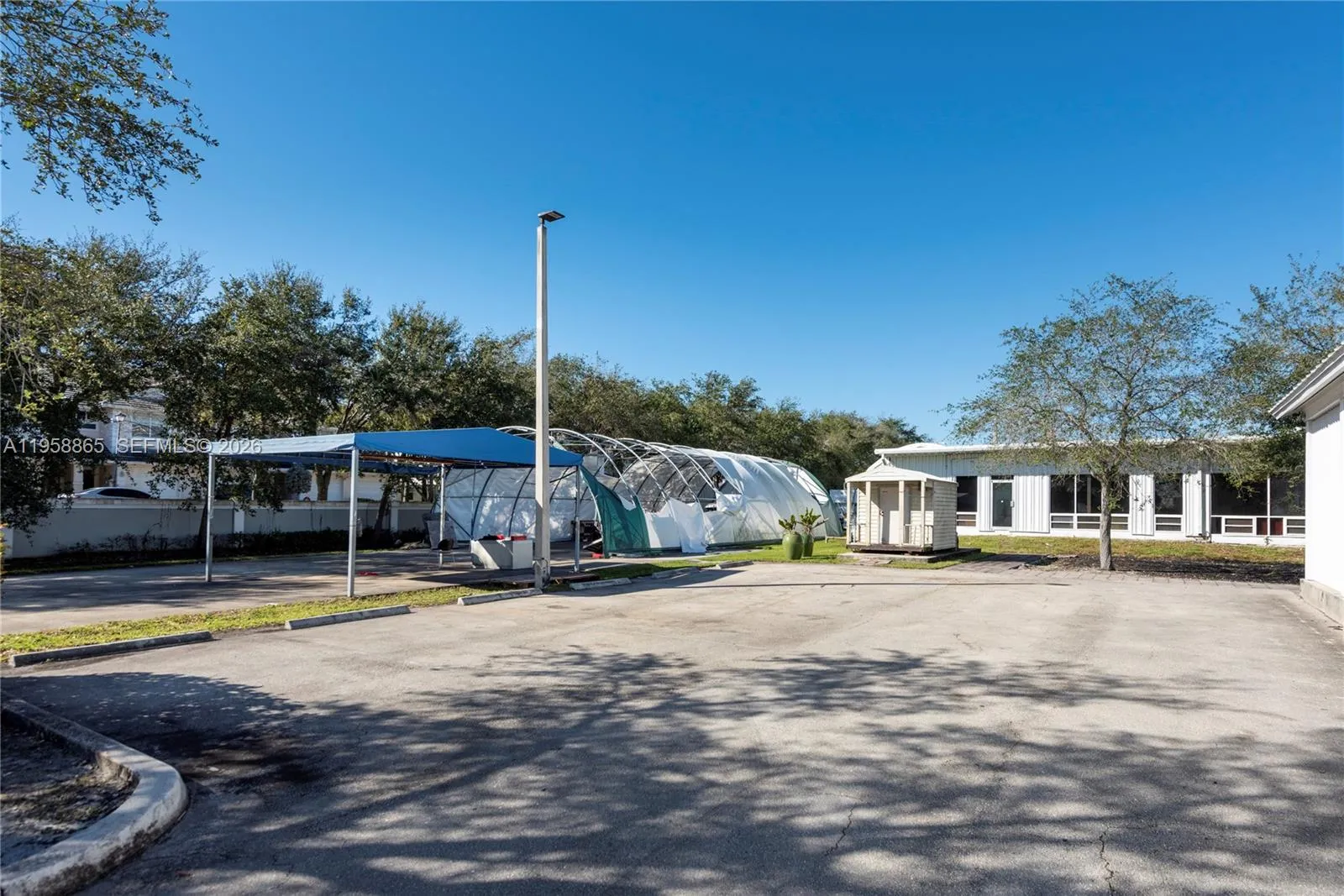 2980 W Oakland Park Blvd, Oakland Park, Florida 33, Oakland Park, Florida 33311, ,Commercial Lease,For Rent,2980 W Oakland Park Blvd, Oakland Park, Florida 33,A11958865