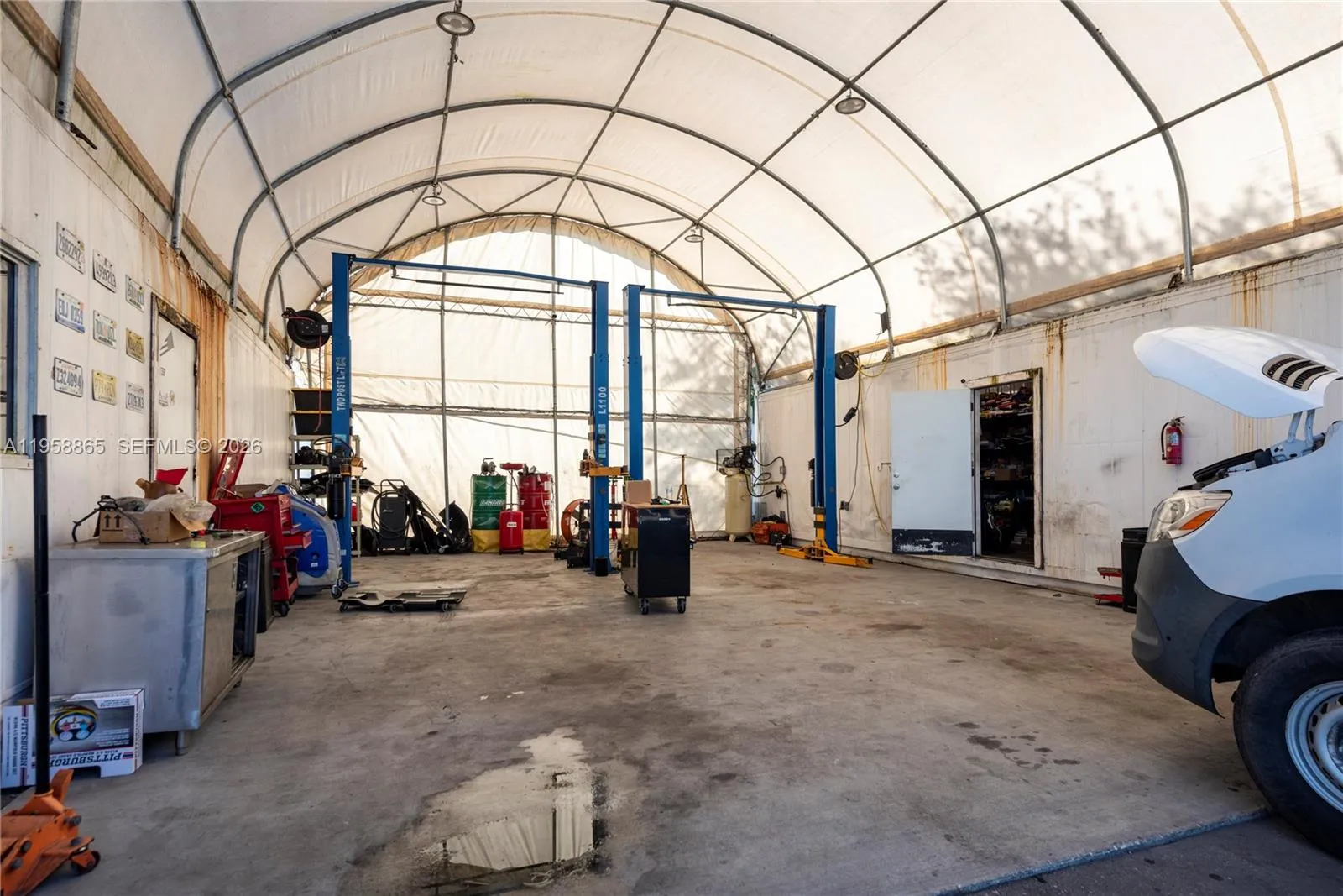 2980 W Oakland Park Blvd, Oakland Park, Florida 33, Oakland Park, Florida 33311, ,Commercial Lease,For Rent,2980 W Oakland Park Blvd, Oakland Park, Florida 33,A11958865